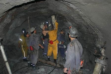 峰峰矿工程爆破中的危险因素分析以及应对工程爆破危险的措施